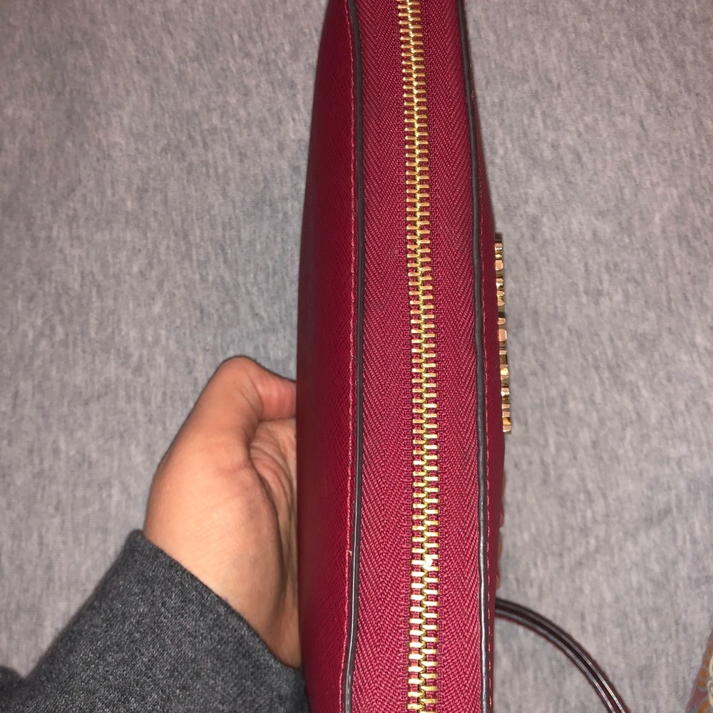 SOLD Michael Kors Jet Set Wallet Wristlet - Picture 4 of 8